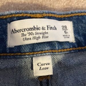 Curve Love - 90s Straight